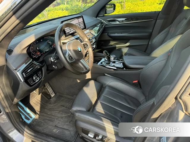BMW 6 series GT 2021 Темно-серый из Китая, фото 2