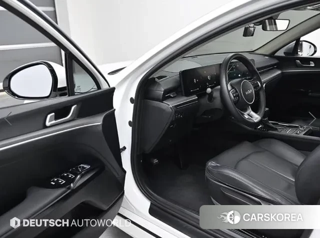 Kia K5 3rd generation 2024 Белый из Кореи, фото 2