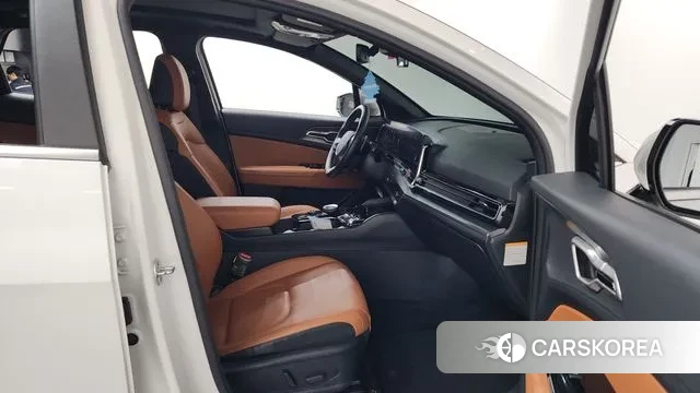 Kia Sportage 5th Generation Hybrid 2021 Белый из Кореи, фото 2