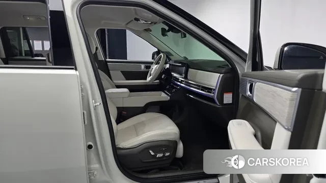 Hyundai Santa Fe (MX5) 2024 Жемчужный цвет из Кореи, фото 2