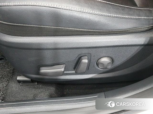 Kia The New K3 2nd generation 2022 Белый из Кореи, фото 2