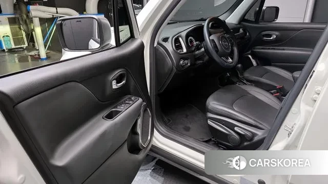 Jeep Renegade id 3064873 из Кореи 2