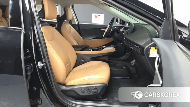 Kia EV6 2023 Черный из Кореи, фото 2