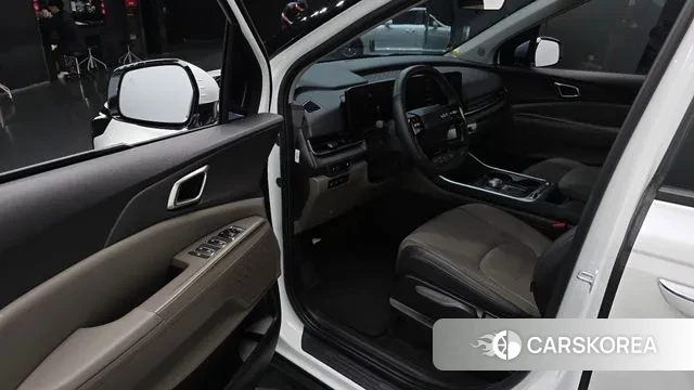 Kia The New Carnival 4th Generation 2025 Белый из Кореи, фото 2