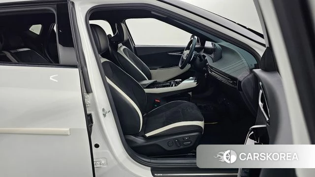 Kia EV6 2022 Белый из Кореи, фото 2