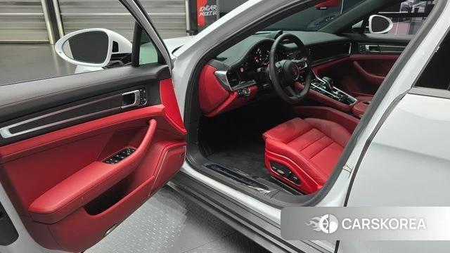 Porsche Panamera (971) 2023 Белый из Кореи, фото 2