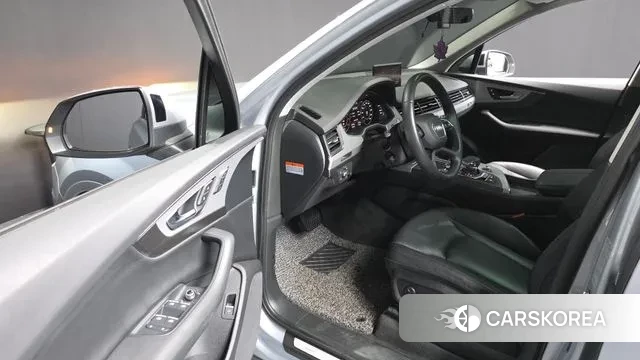 Audi Q7 (4M) 2019 Серебряный из Кореи, фото 2