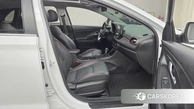 Hyundai i30 (PD) 2018 Белый из Кореи, фото 2