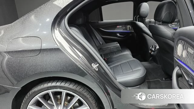 Mercedes-Benz E-Class W213 2021 Серый из Кореи, фото 2