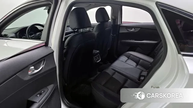 Kia Come New K3 2018 Белый из Кореи, фото 2