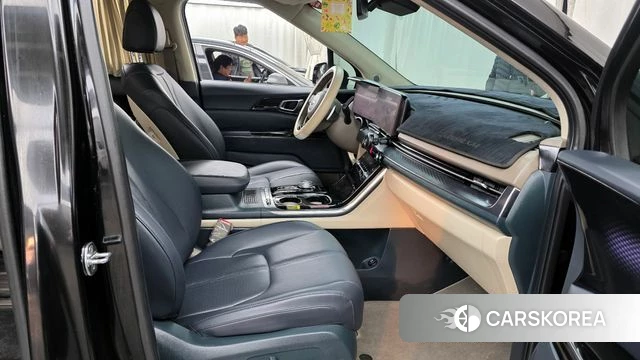 Kia Carnival 4th generation 2021 Черный из Кореи, фото 2