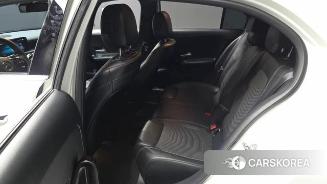 Mercedes-Benz A-Class W177 2020 Белый из Кореи, фото 2