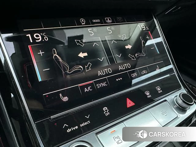 Audi A8 2021 Черный из Китая, фото 2