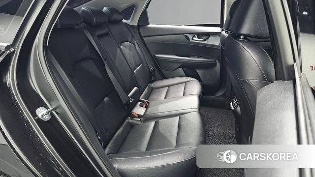 Kia The New K3 2nd generation 2024 Черный из Кореи, фото 2