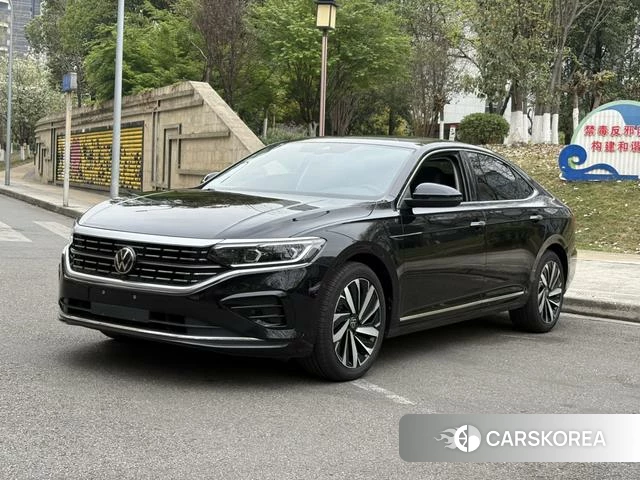 Volkswagen Passat 2024 Черный из Китая, фото 2