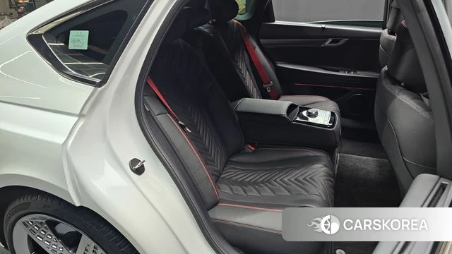 Genesis G80 (RG3) 2025 Белый из Кореи, фото 2