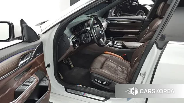 BMW 6 Series GT (G32) 2021 Белый из Кореи, фото 2