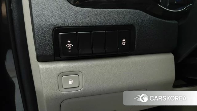 Kia The New Carnival 2019 Серый из Кореи, фото 2