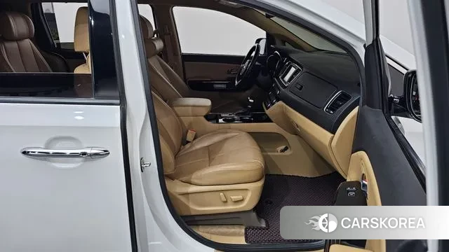 Kia The New Carnival 2018 Белый из Кореи, фото 2