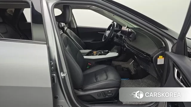 Kia EV6 2023 Серый из Кореи, фото 2