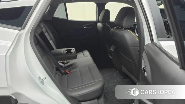 Chevrolet (GM Daewoo) Trax Crossover 2023 Белый из Кореи, фото 2