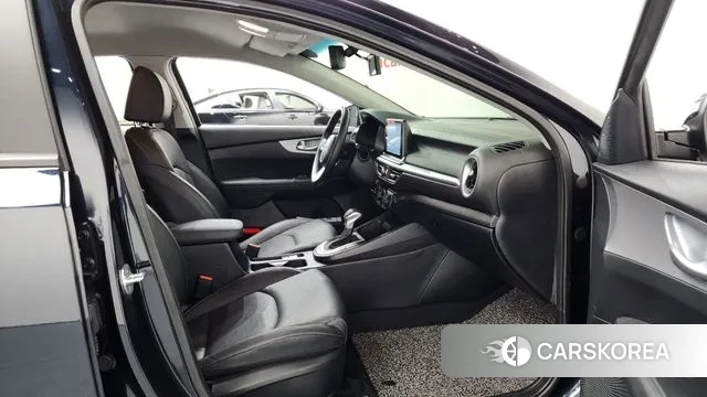 Kia The New K3 2nd generation 2022 Синий из Кореи, фото 2