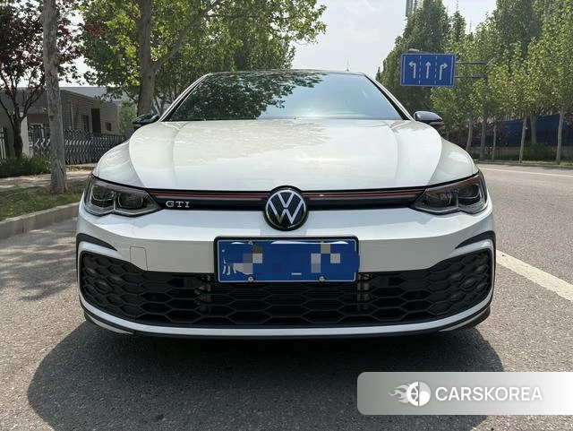 Volkswagen Golf GTI 2025 Белый из Китая, фото 2