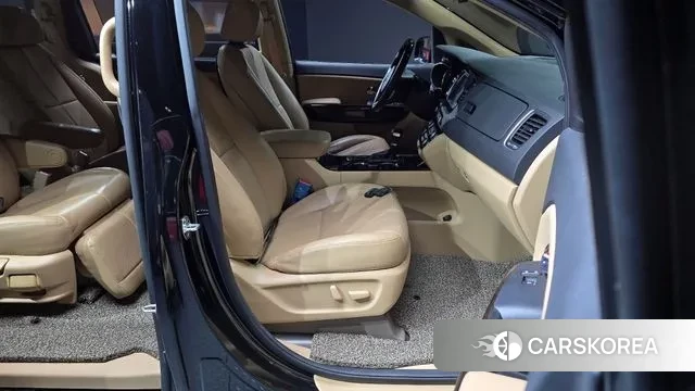 Kia The New Carnival 2020 Черный из Кореи, фото 2