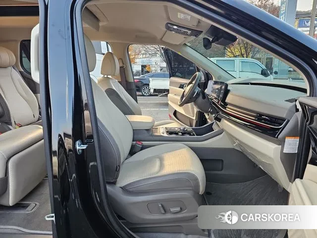 Kia The New Carnival 4th Generation 2024 Черный из Кореи, фото 2