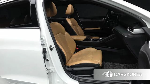 Kia K5 3rd generation 2020 Белый из Кореи, фото 2