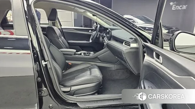 Kia K5 3rd generation 2021 Черный из Кореи, фото 2