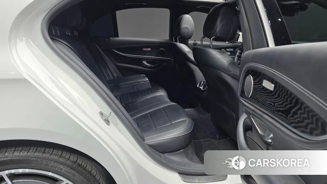 Mercedes-Benz E-Class W213 2021 Белый из Кореи, фото 2