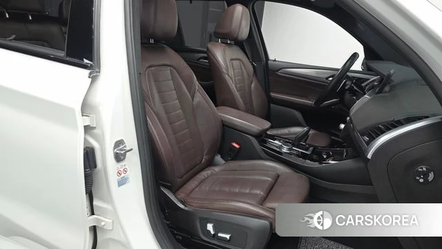 BMW X3 (G01) 2021 Белый из Кореи, фото 2