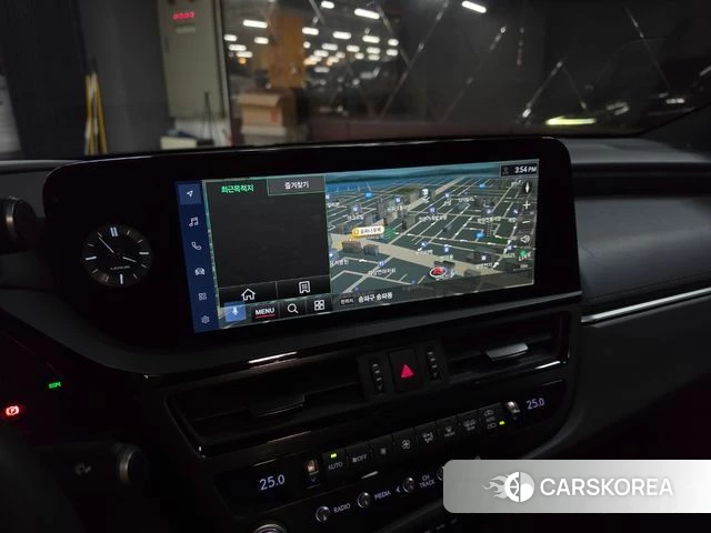 Lexus ES300h 7th generation 2023 Черный из Кореи, фото 2