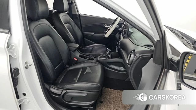 Hyundai The New Kona 2022 Белый из Кореи, фото 2