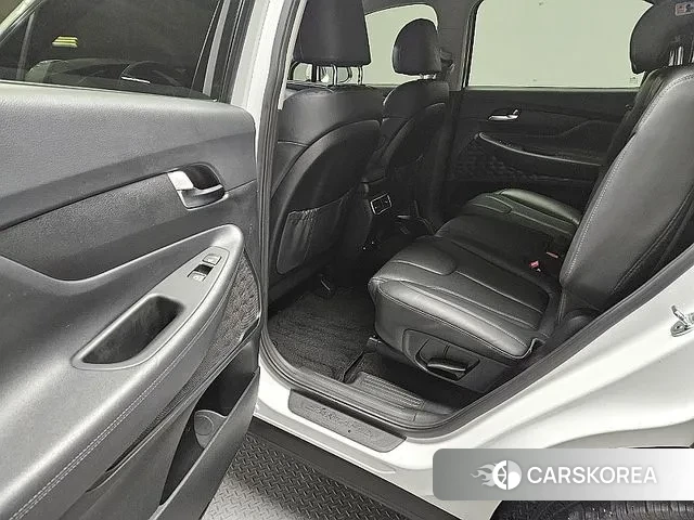 Hyundai The New Santa Fe 2021 Белый из Кореи, фото 2