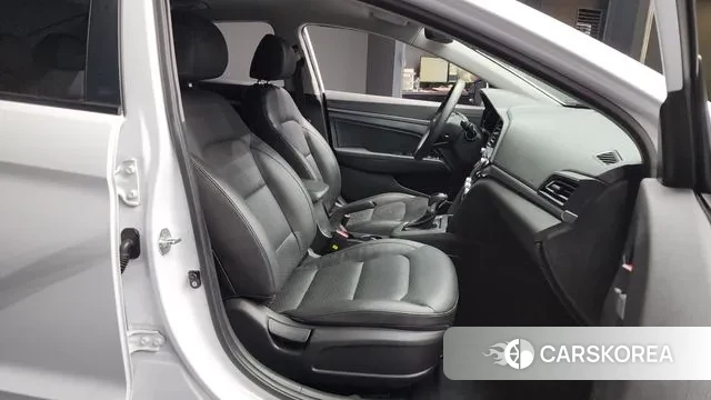 Hyundai The New Avante AD 2019 Белый из Кореи, фото 2