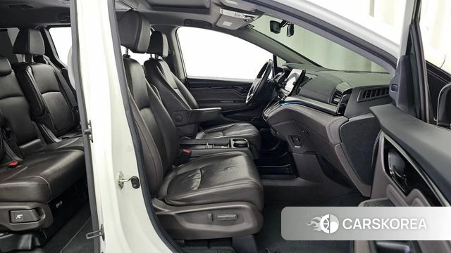 Honda Odyssey 2019 Белый из Кореи, фото 2