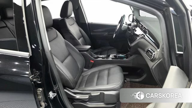 Chevrolet (GM Daewoo) New Bolt EV 2022 Черный из Кореи, фото 2