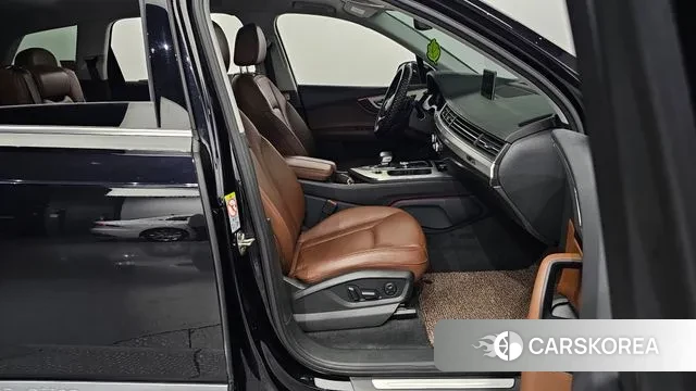 Audi Q7 (4M) 2019 Черный из Кореи, фото 2