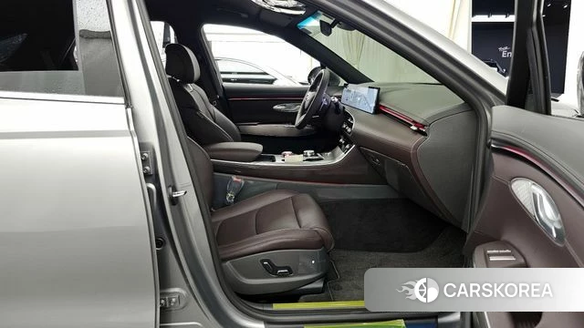 Genesis GV70 2026 Серебристо-серый из Кореи, фото 2