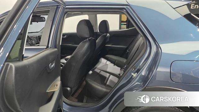 Kia Stonic 2018 Синий из Кореи, фото 2