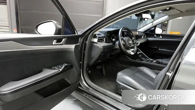 Kia K5 3rd generation 2021 Серый из Кореи, фото 2