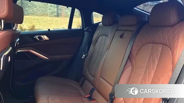 BMW X6 (G06) 2024 Белый из Кореи, фото 2