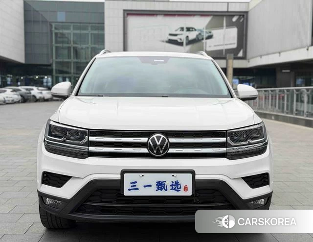 Volkswagen Tuyue 2022 Белый из Китая, фото 2