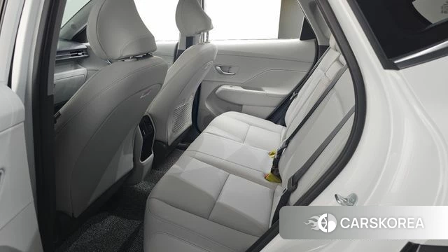Hyundai Kona Hybrid (SX2) 2025 Белый из Кореи, фото 2