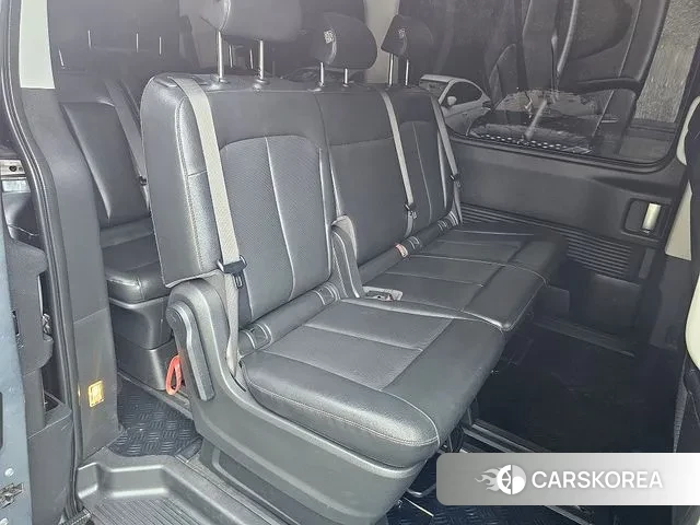 Hyundai Staria 2022 Серый из Кореи, фото 2