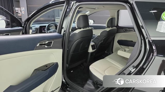Kia Sportage 5th Generation 2023 Черный из Кореи, фото 2