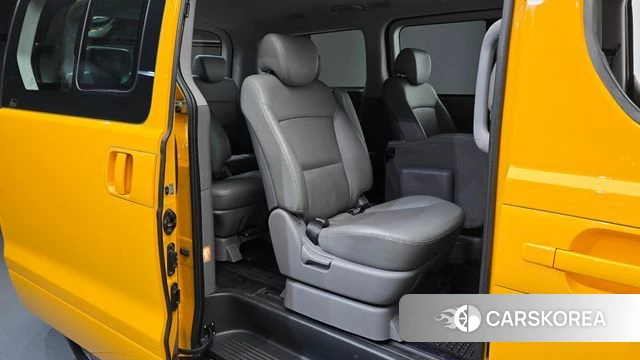 Hyundai The New Grand Starex 2019 Желтый из Кореи, фото 2