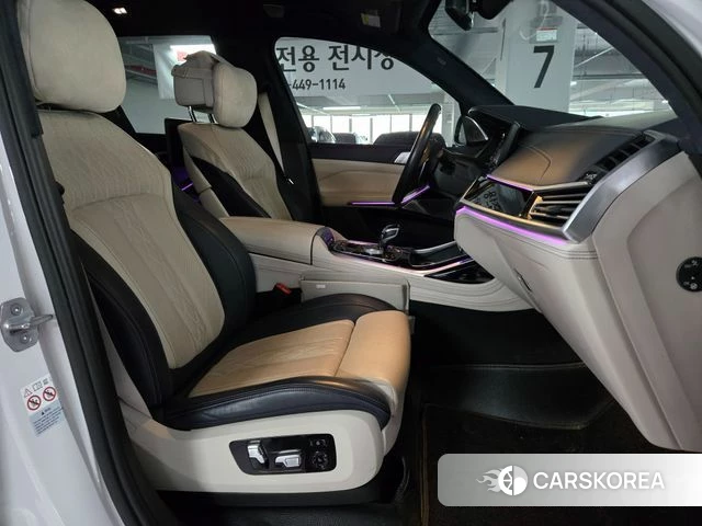 BMW X7 (G07) 2019 Белый из Кореи, фото 2